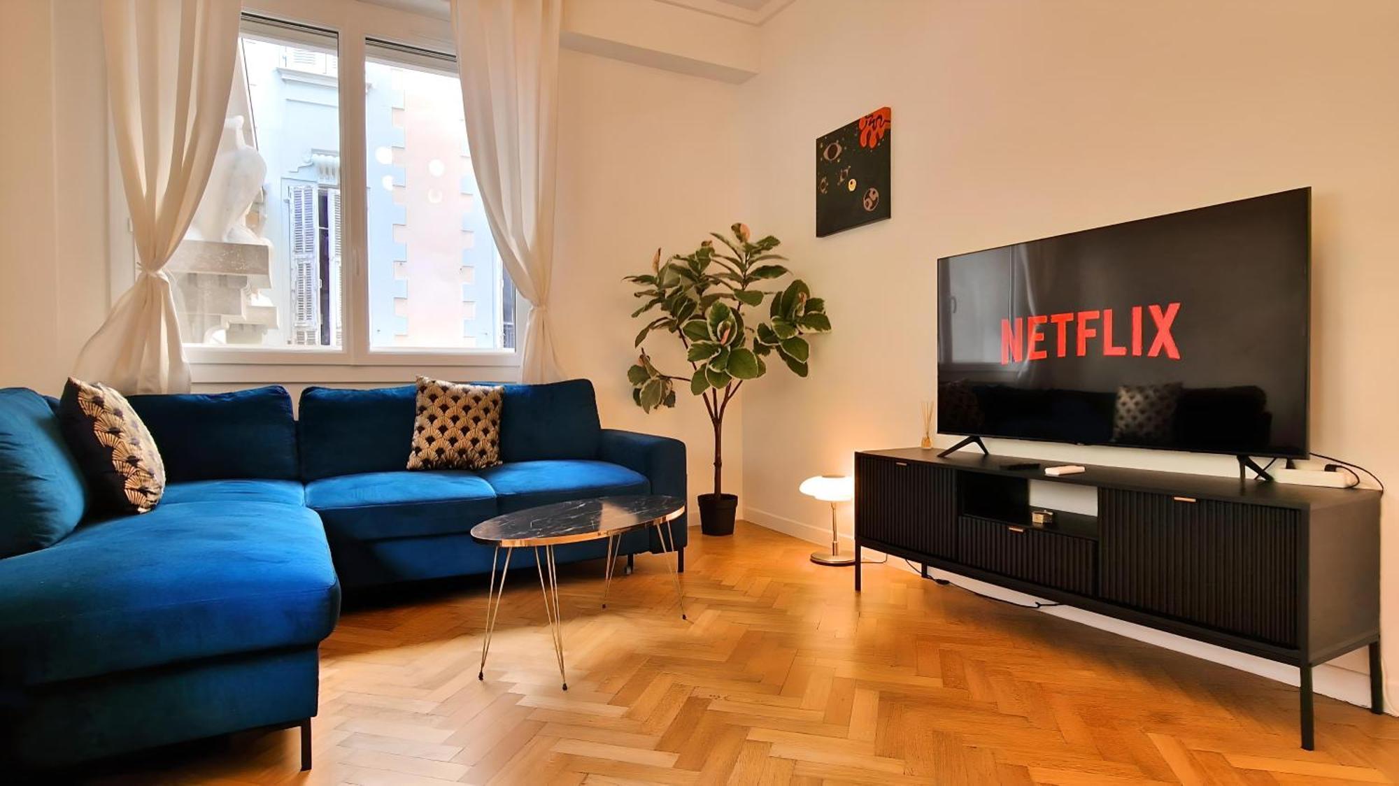 Jazzy Et Spacieux Appartement Prom Des Anglais Nice Exterior photo